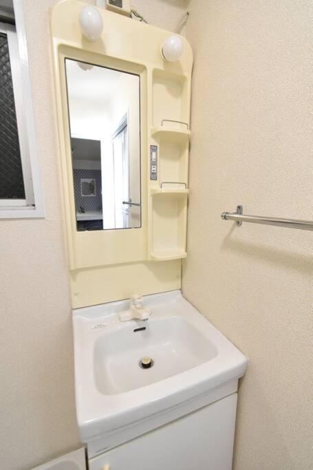 ゆったり1Ldkで最大8人まで宿泊可能！博多駅・キャナルも徒歩圏内！コンビニ・スーパー徒歩１分！ Sumiyoshi-cho Dış mekan fotoğraf